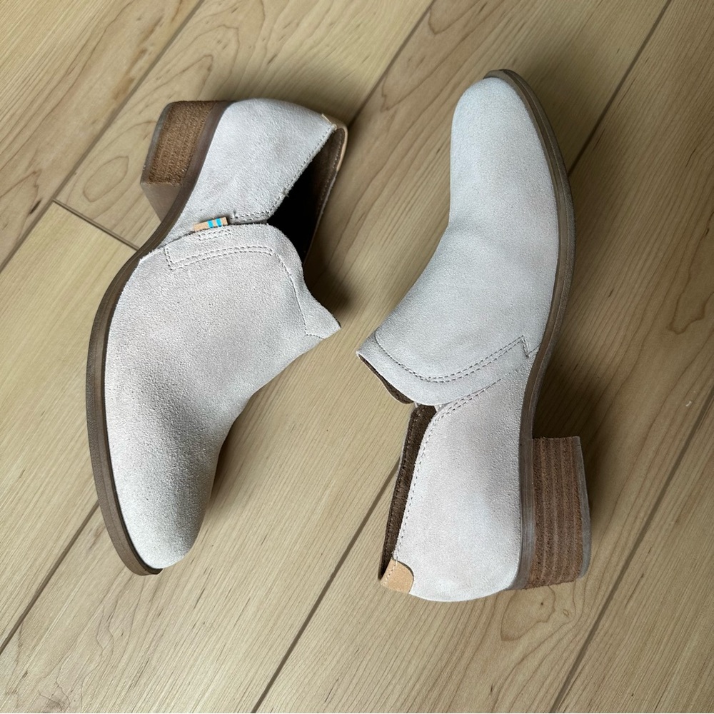 Toms Shay Bootie Pink Suede Size 7